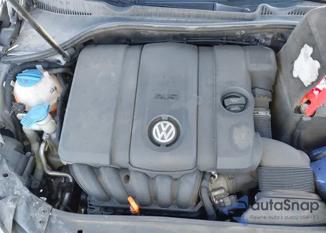 2013 Volkswagen Golf 2.5L 4-Door from USA, damaged, VIN WVWDB7AJ3DW131647